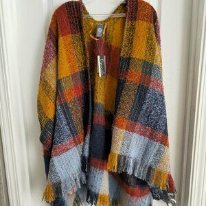 Vince Camuto Reversible Poncho / Wrap w/ Fringe
